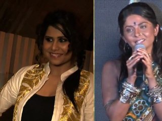 Saie Tamhankar And Sonalee Kulkarni Are Back In Action - Marathi News [HD]