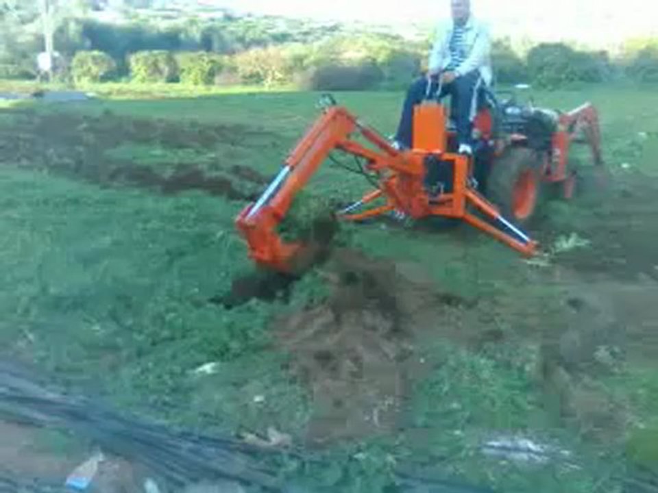 mini kanal kazıcı kepçe beko loder CANLI MAKİNA