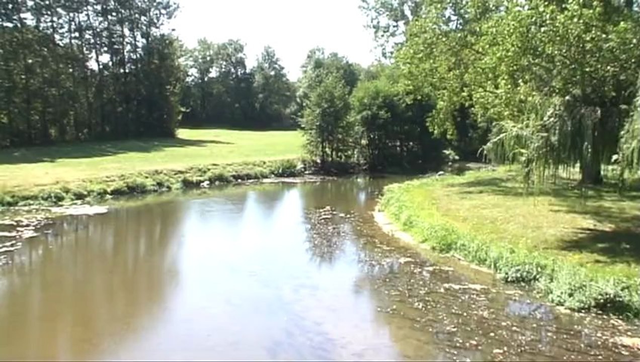 LE CANAL DE LA SAULDRE A VELO