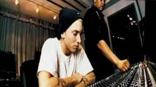 Radio MOD - __NEW 2011__ EMINEM - Listen To Your Heart Feat. T.I.