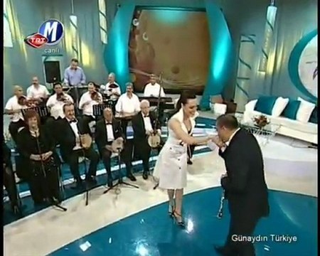 Hicâz Peşrev (Neyzen Sâlim Bey) / Yıllar Ne Çabuk Geçti / Ben Gamlı Hazân