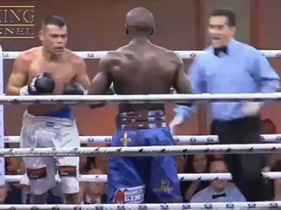 2012-10-26 Ghislain Maduma vs Sergio Omar Priotti