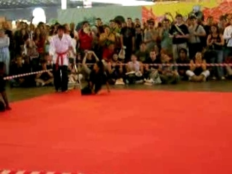 Mini Bruce Lee solo