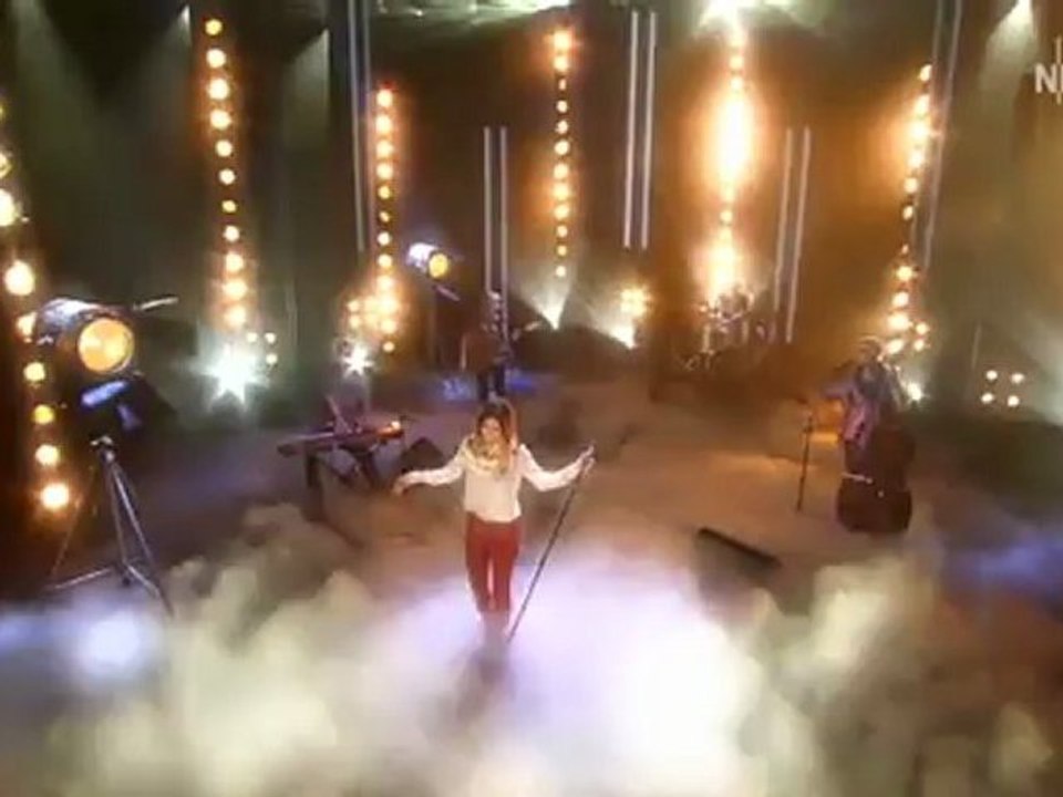 Lena Meyer-Landrut in der NDR Talkshow am 26.10.2012  Stardust live