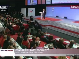 Reportages : Les conseils de Martine Aubry "vieux sage" à Harlem Désir