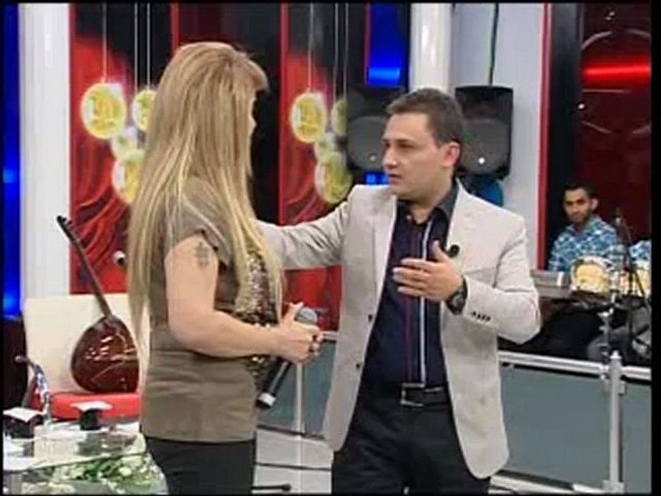 ADINI YOLLARA YAZDIM -DİLEK AKSEL