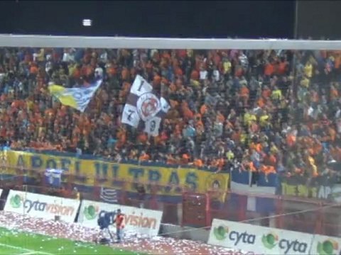 Ν. Σαλαμίνα-ΑΠΟΕΛ-Οπαδοί ΑΠΟΕΛ (5)