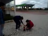 Experimento de mentos con cocacola