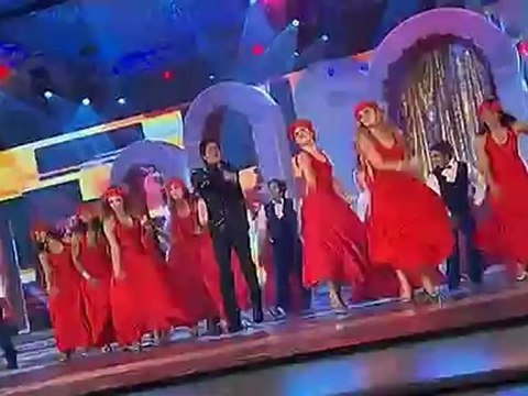 #SRK @iamsrk perf Noor E Khuda Zee Cine Awards 2011