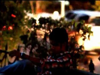 "Laakh Dunia Kahay" , Featuring Aamir Directed By Raju.