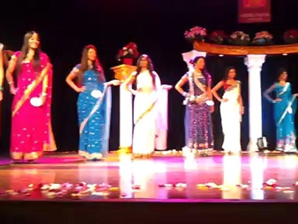 MissIndiaFrance2012