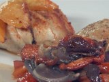 How to Cook Poultry with Roasted Onions, Carrots and Tomatoes.