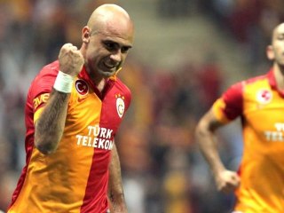 Le premier but de Cris avec Galatasaray !