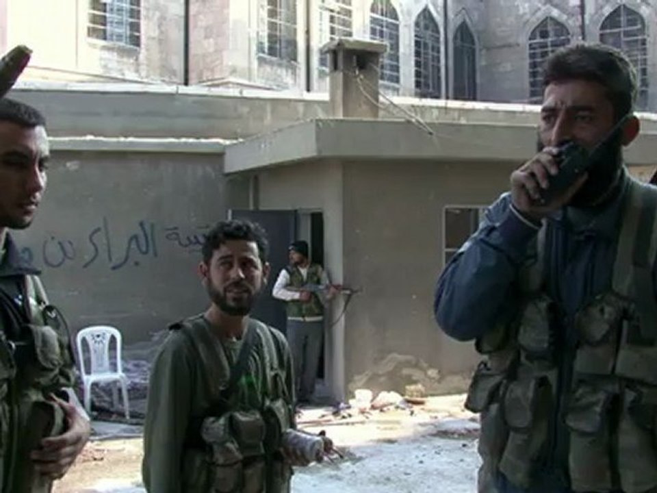 فرانس برس ترافق معارضين مسلحين في هجومهم على الجيش السوري