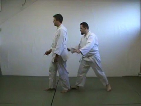 Ushiro ryote dori : kihon (f1, n2) sortie 2