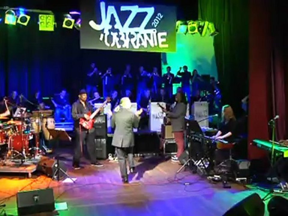 JAZZOBRANIE 2012 - fragment koncertu WIND BAND oraz URBANATOR