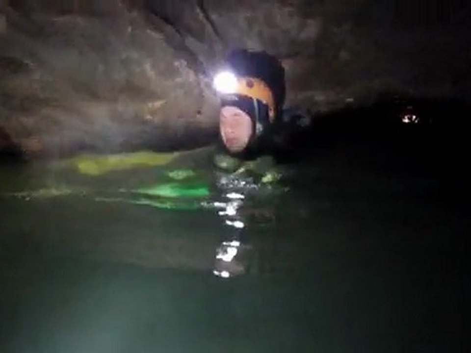 GROTTE DE LA CASTELETTE - AU DELA DE LA VOUTE MOUILLANTE -  A.S.S.E. - 30 MINUTES EN HD