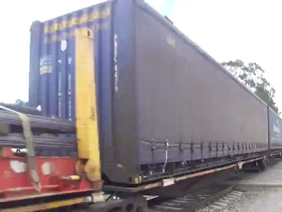Fast Freight Train!
