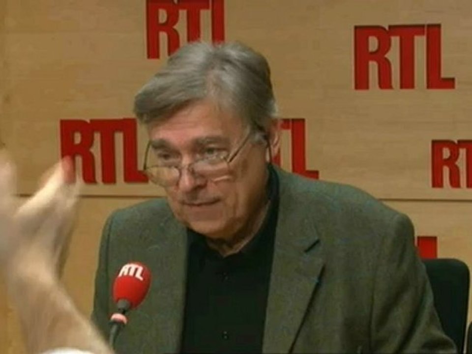 Daniel Martin, Président de l'Institut International des Hautes Etudes de la Cybercriminalité : "Les enfants, dès qu'ils savent lire et écrire, deviennent des cibles sur les réseaux de communications"