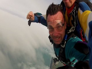 Le saut en parachute de Gilles