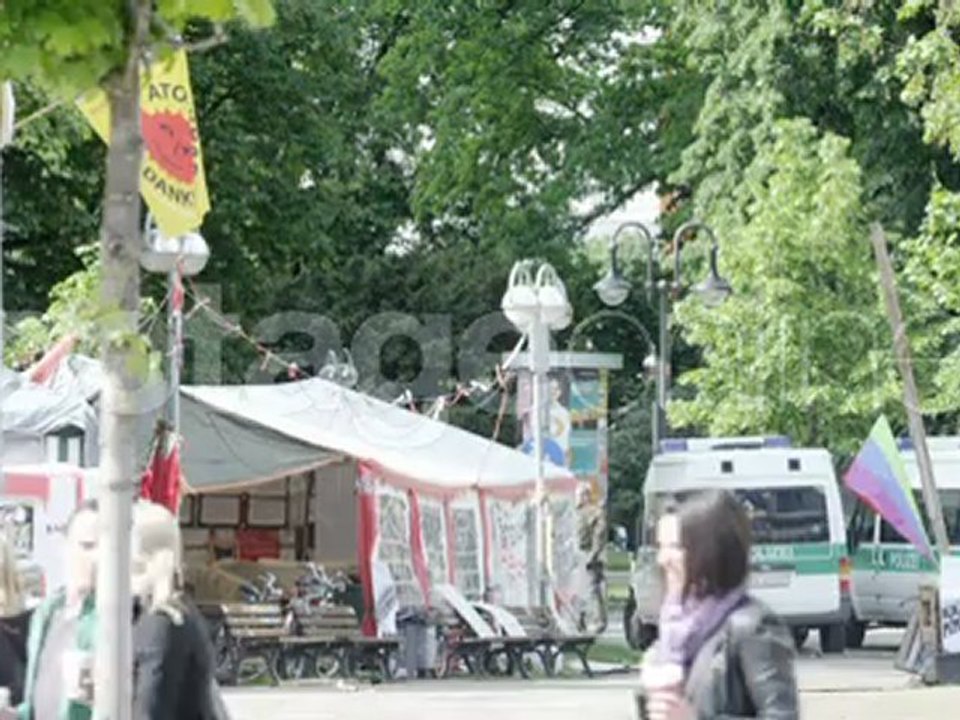 Occupy Camp Frankfurt footage_011061