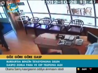 TGRT_AKARYAKIT İSTASYONUNDA BIÇAKLI GASP