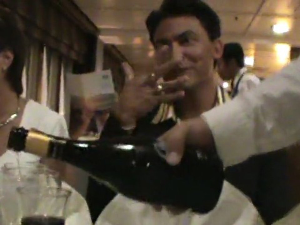 29. Geburtstag Matthias Mangiapane in Istanbul auf der FTI Berlin Hubert Fella