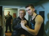 Billy Idol plays gig in Seattle for superfan's birthday