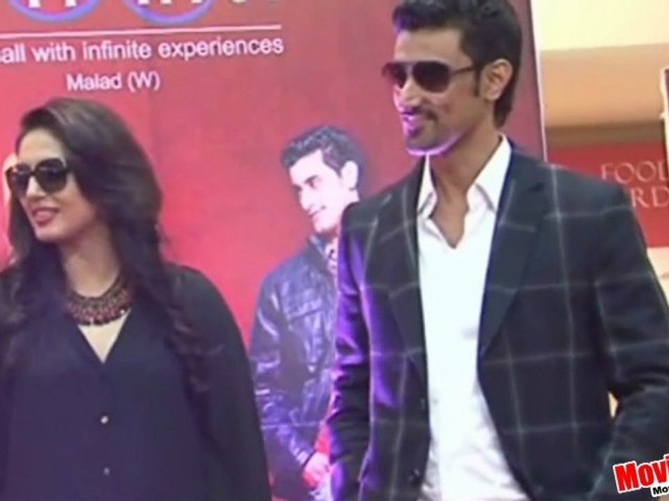 Huma & Kunal Promotes 'Luv Shuv Tey Chicken Khurana' @ Infiniti Mall