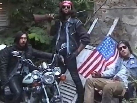 Naive New Beaters - La Onda (Official Video)