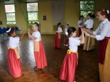 cHoReDaNsE et LoIsIrS - Milly la Forêt - Atelier danses traditionnelles  -  Prestation la Fertés Alais - Enfants 19 ocobre 2011