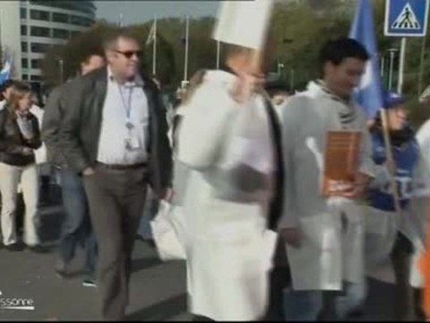 Sanofi : manifestation des salariés de Chilly-Mazarin