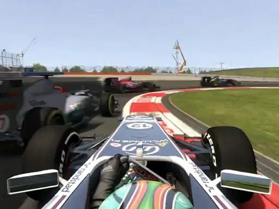F1 2011 - GP d'Inde - Kier vs Pérez en onboard
