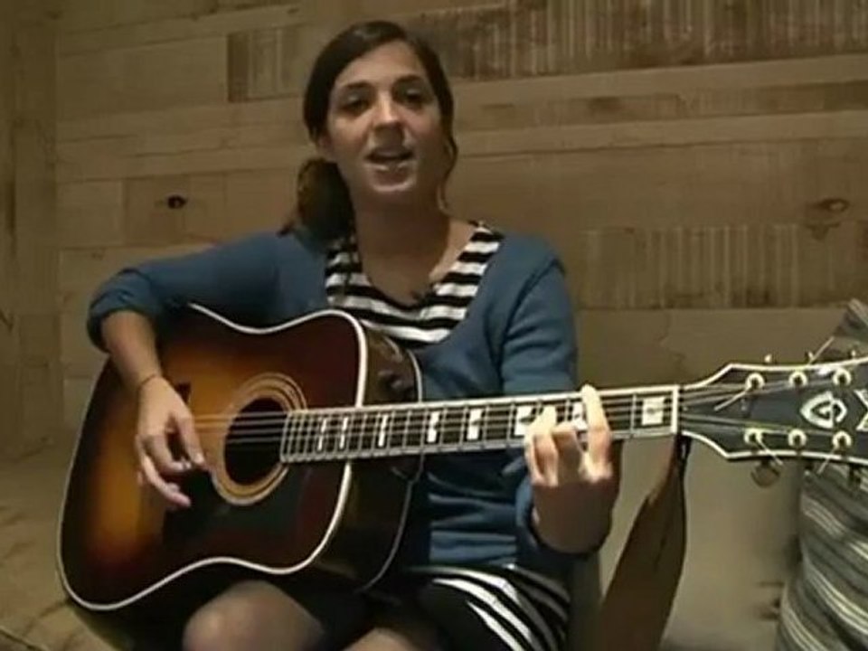 Rencontre avec une des plus belles découvertes indie-folk de cette rentrée, Kiddo (Vidéo MCE)