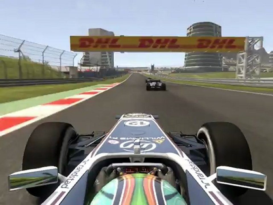 F1 2011 - GP d'Inde - Kier vs Schumacher (3) en onboard