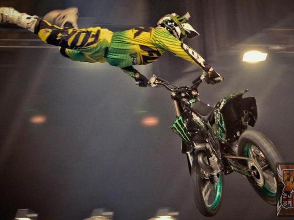 Edgar Torronteras - FMX Show Supercross Paris-Bercy 2011