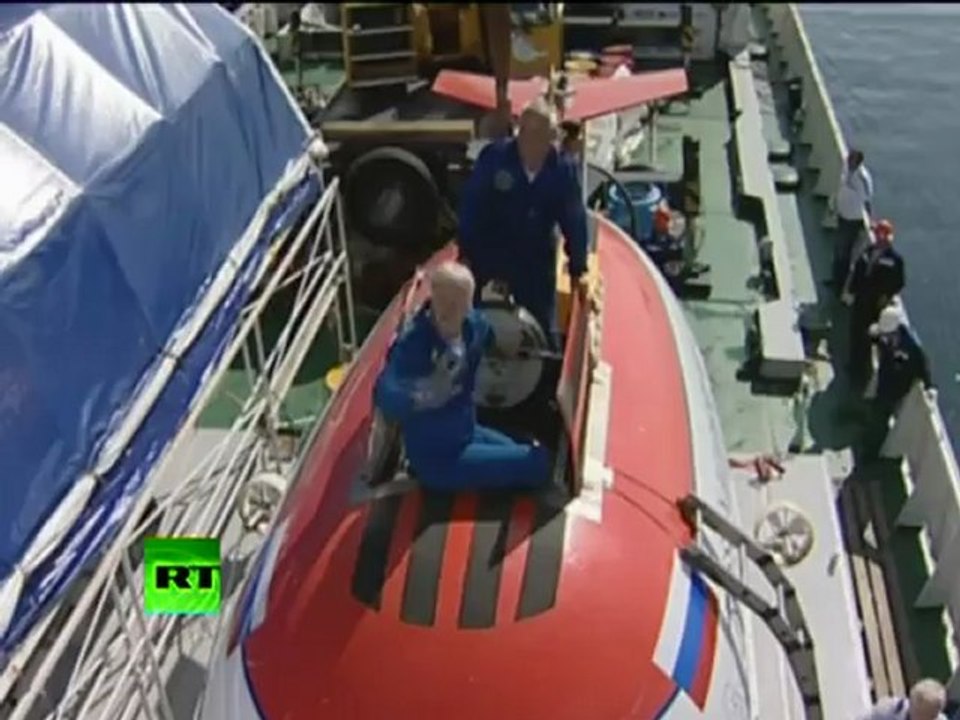 James Cameron celebrates birthday at bottom of Lake Baikal in Russia