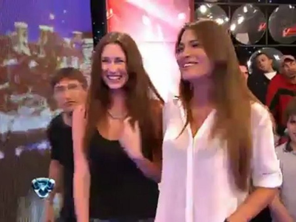 Alexandra Larsson en Showmatch DEBUT