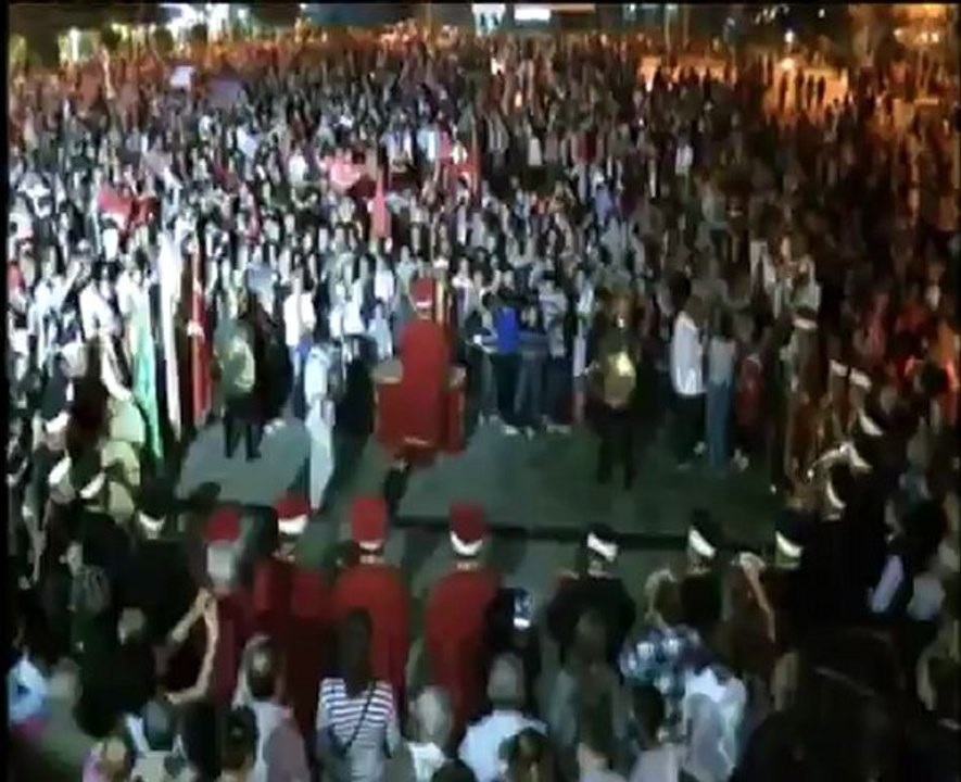 FETHİYE'DE BİNLERCE KİŞİ MEŞALE TAŞIDI_KANALF