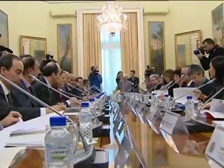 Más tiempo para debatir la reforma educativa