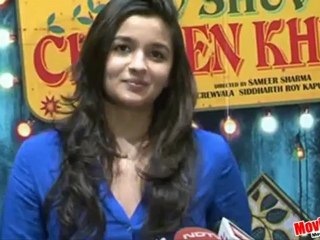 Alia Bhatt @ 'Luv Shuv Tey Chicken Khurana' Premiere !