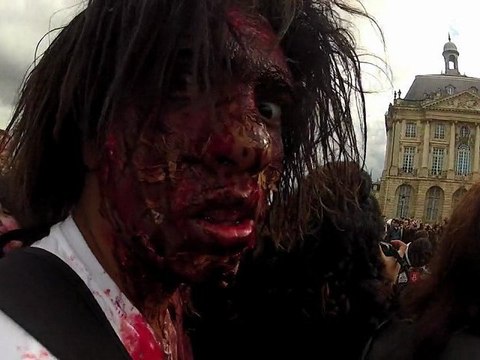 ZOMBIE WALK Bordeaux : la mouche