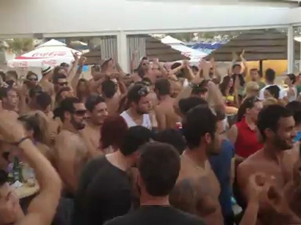Adrianos Papadeas @ Chaplins (Rhodes,Greece)