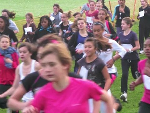 Estrées-Saint-Denis: les images du cross du collège
