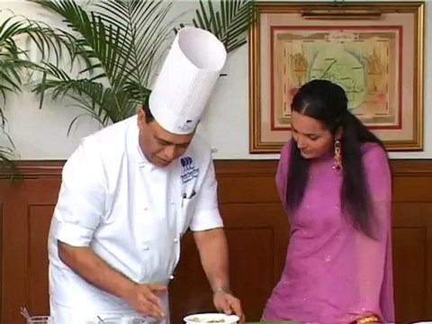 Journeys & Curries – Episode 6 – Ludhiana – Chicken Supreme in Black Pepper Sauce and Mango Basil Cheese Cake