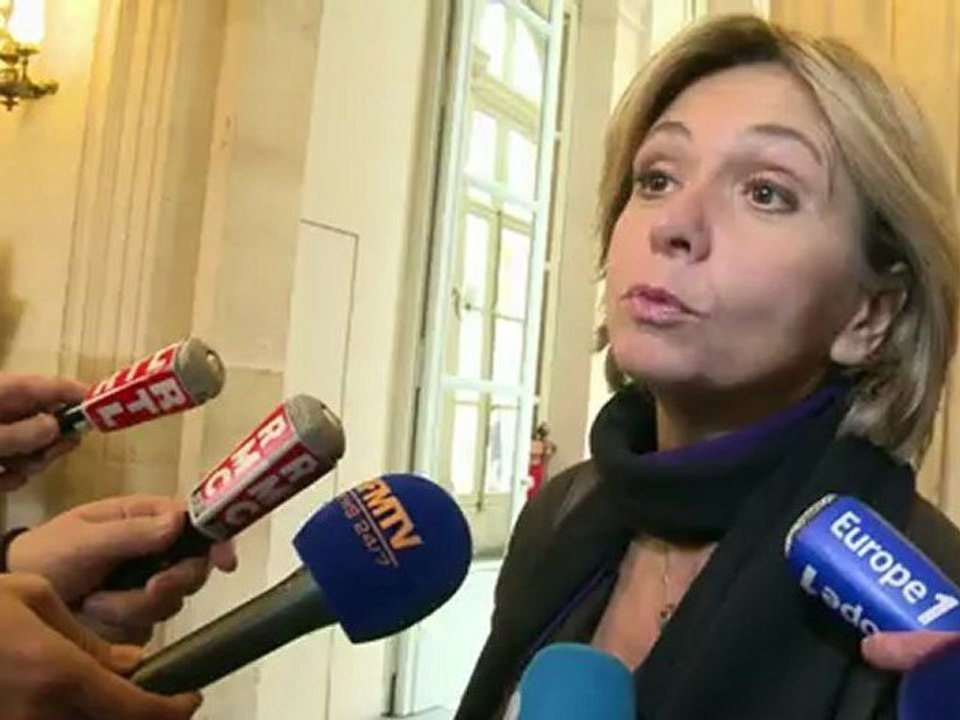 35 heures: réactions de députés aux déclarations d'Ayrault