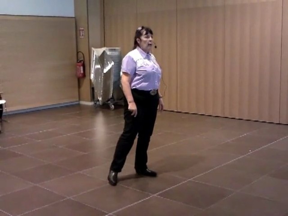 Mocking Bird  -  COWBOY  HAT  DANCERS