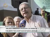 Jubilados y pensionados de la Asamblea Nacional protestan por sus derechos