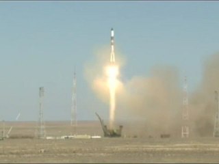 [ISS] Launch of Progress M-17M from Baikonur