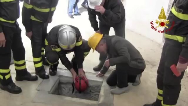 Potenza - Terremoto nel Pollino 15 - Laino castello (29.10.12)